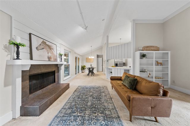 4909 Queen Court, Fort Worth, TX 76103