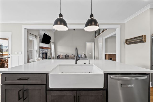 108 Sarah Frances Ct, Clarksville, TN 37043