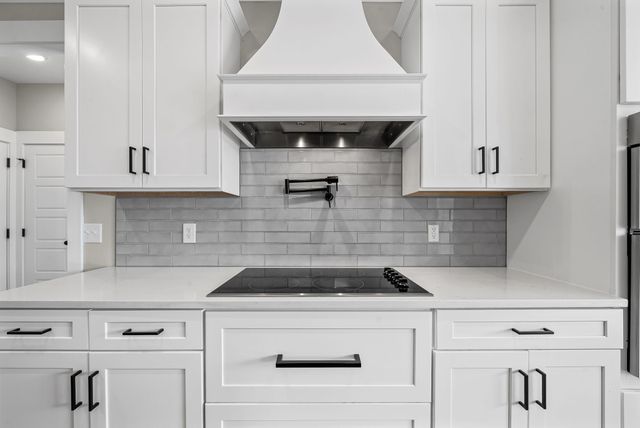 108 Sarah Frances Ct, Clarksville, TN 37043