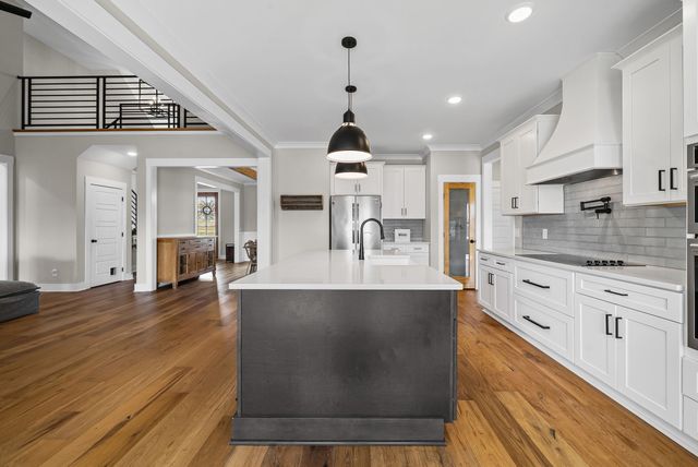 108 Sarah Frances Ct, Clarksville, TN 37043