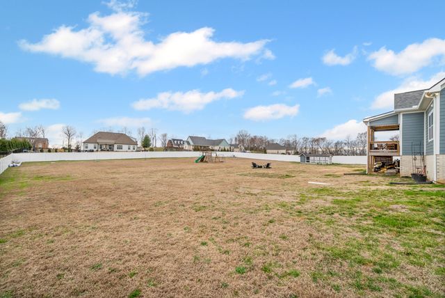 108 Sarah Frances Ct, Clarksville, TN 37043