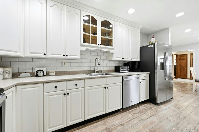 246 Southern Boulevard, Nesconset, NY 11767