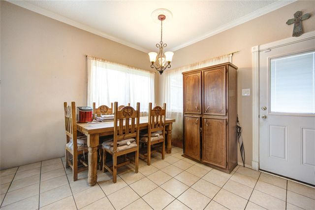 316 N Ranch House Road, Angleton, TX 77515