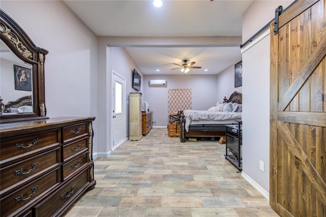 316 N Ranch House Road, Angleton, TX 77515