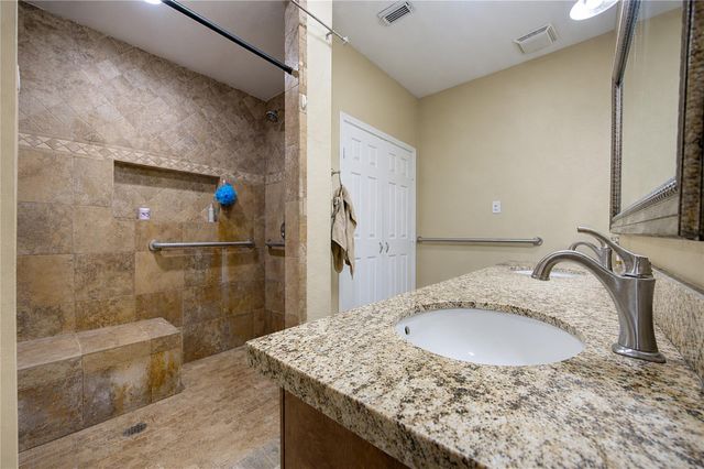 316 N Ranch House Road, Angleton, TX 77515