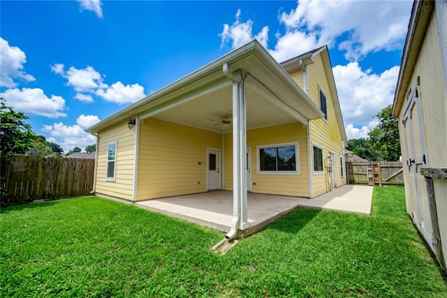 316 N Ranch House Road, Angleton, TX 77515