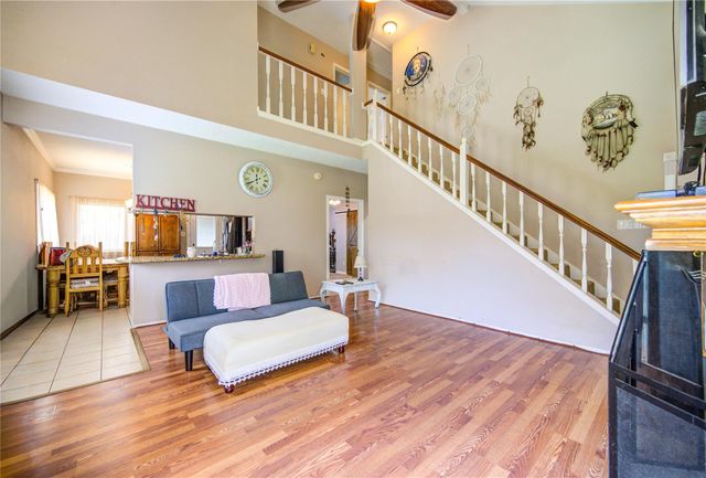 316 N Ranch House Road, Angleton, TX 77515