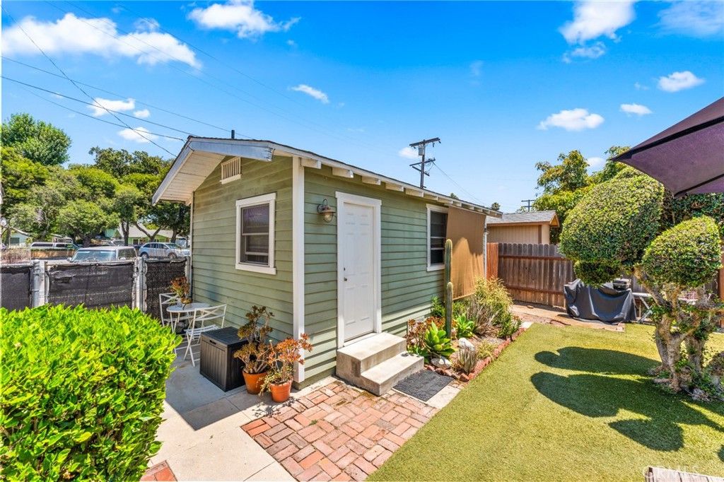 Image 3 of property listing at 320 N Newell, Fullerton, CA 92832