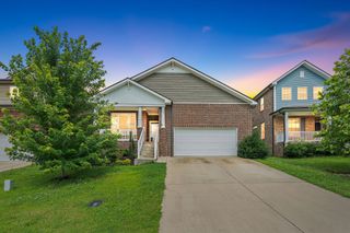 832 Green Meadow Ln, Smyrna, TN 37167