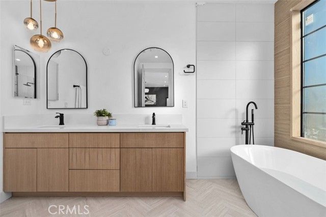 6776 Findley Circle, Huntington Beach, CA 92648