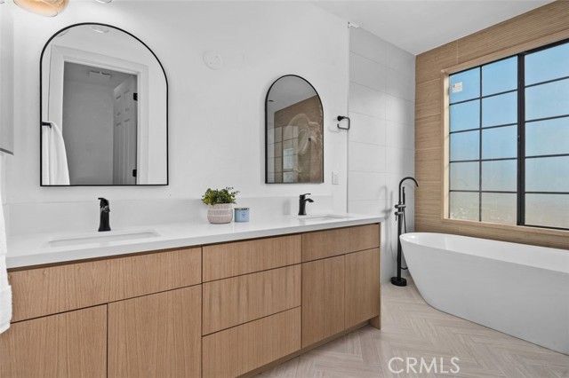 6776 Findley Circle, Huntington Beach, CA 92648