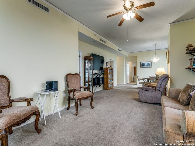 1 Towers Park Ln Apt 1511, San Antonio, TX 78209