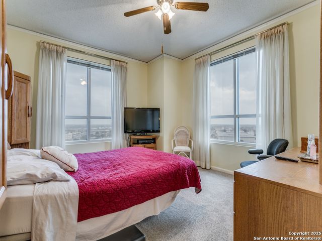 1 Towers Park Ln Apt 1511, San Antonio, TX 78209