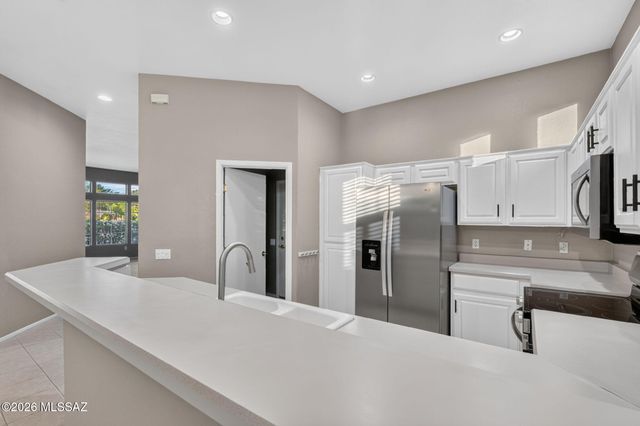 13853 N Lobelia Way, Oro Valley, AZ 85755