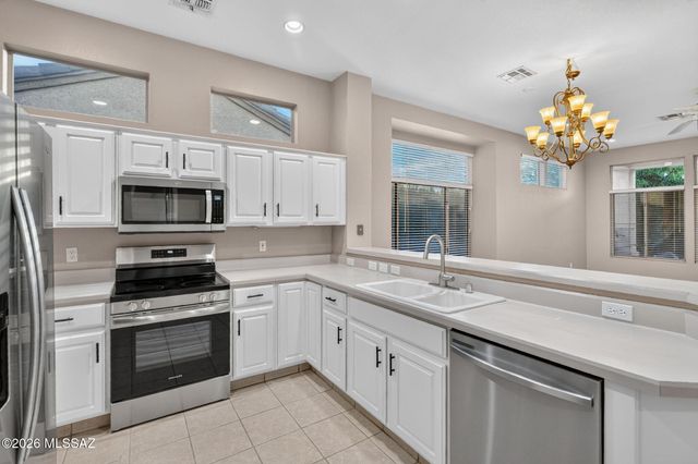 13853 N Lobelia Way, Oro Valley, AZ 85755