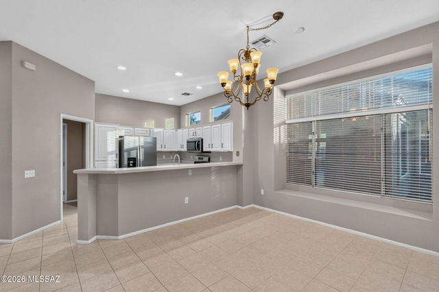 13853 N Lobelia Way, Oro Valley, AZ 85755