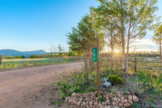 982 Georgia Drive, Jefferson, CO 80456