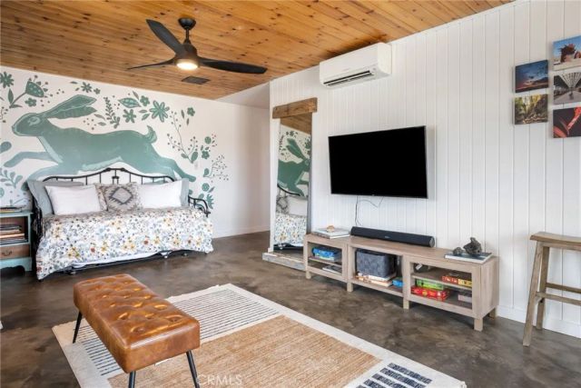 4537 Anita Avenue, Yucca Valley, CA 92284