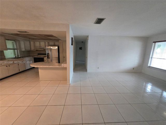 1131 NW 43rd Ave, Lauderhill, FL 33313