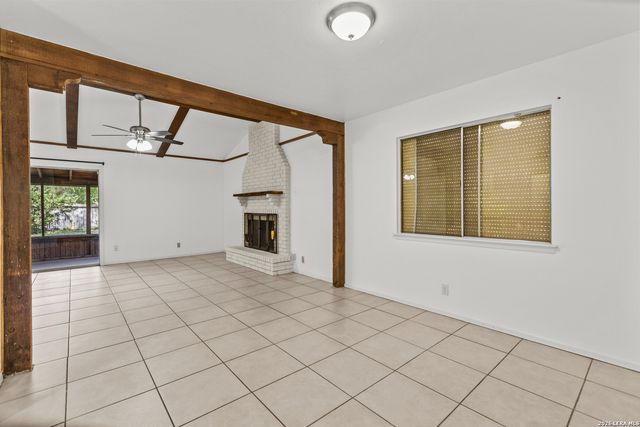 9527 SPRING DAWN ST, San Antonio, TX 78217