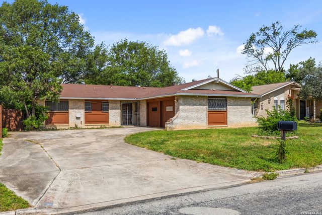 9527 SPRING DAWN ST, San Antonio, TX 78217