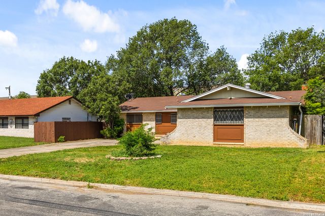 9527 SPRING DAWN ST, San Antonio, TX 78217