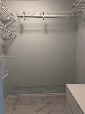 20335 W Country Club Dr 2601, Aventura, FL 33180