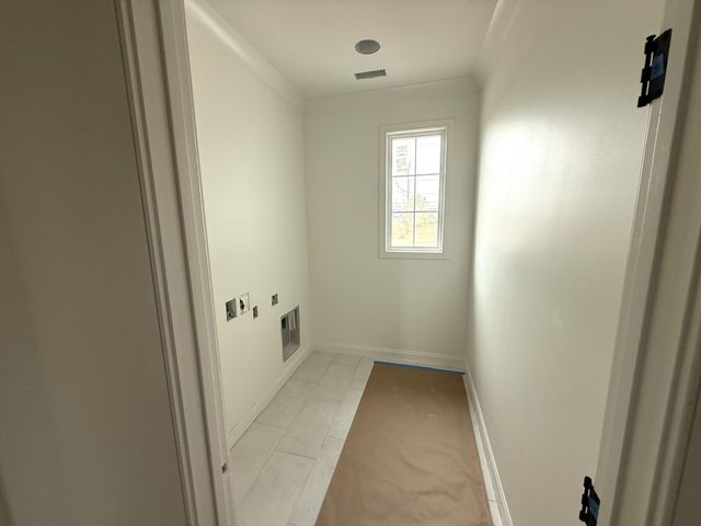 1895 Dawson Circle 1862, Chattanooga, TN 37421
