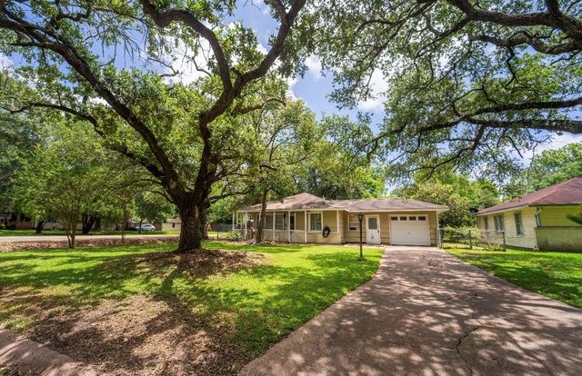 1101 Orange Street, La Marque, TX 77568