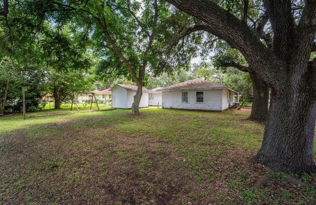 1101 Orange Street, La Marque, TX 77568