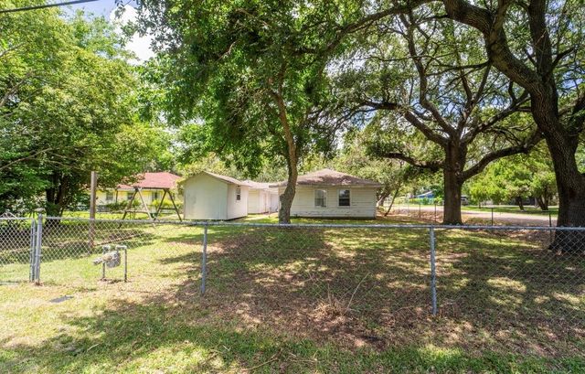 1101 Orange Street, La Marque, TX 77568