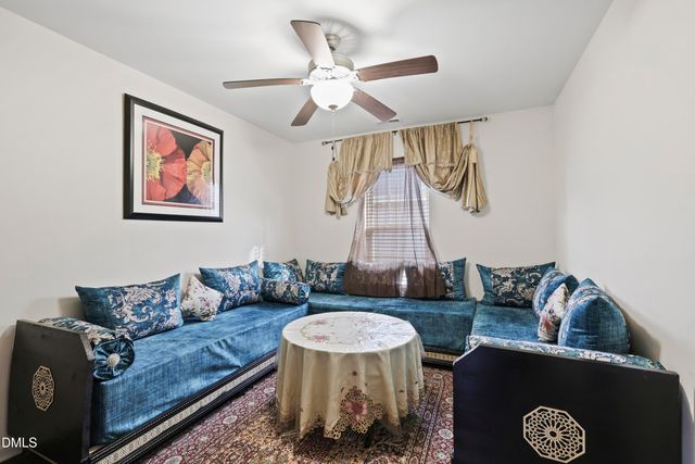 820 Grove Creek Lane, Raleigh, NC 27610