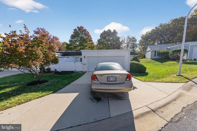 14507 ELMHAN CT #182-B, Silver Spring, MD 20906