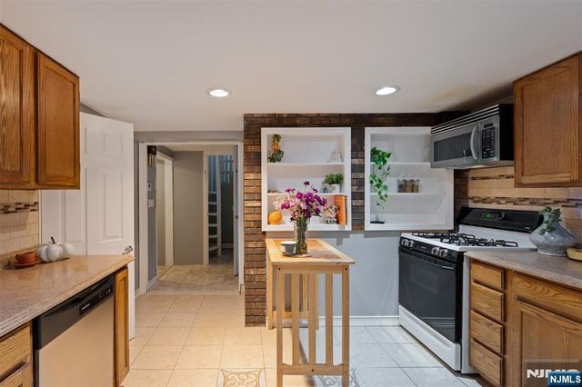 449 Taft Avenue Ground, Woodland Park, NJ 07424