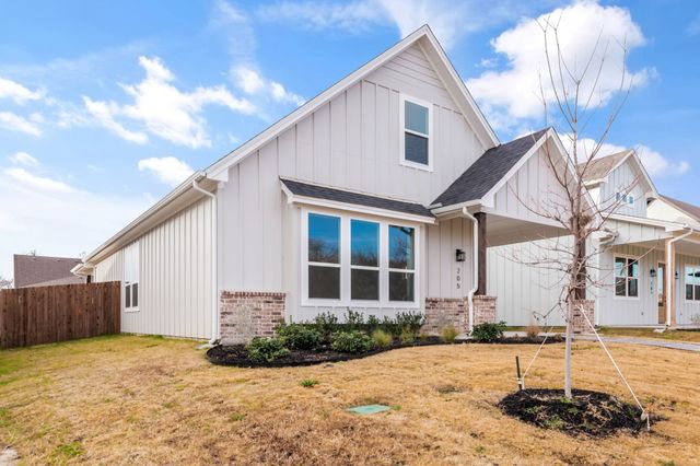 205 W 7th Street, Justin, TX 76247