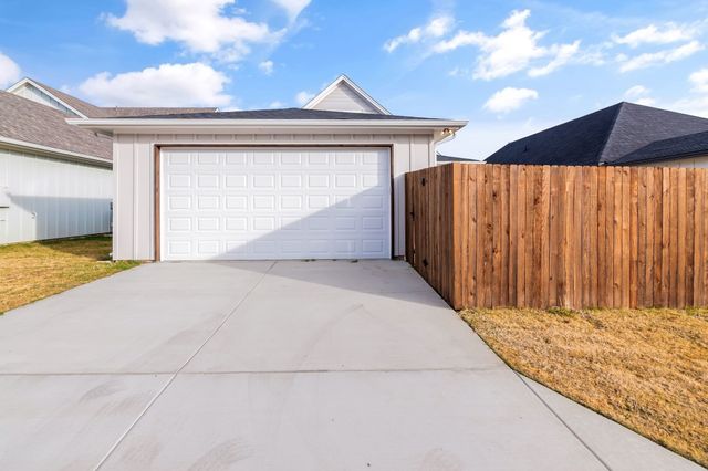 205 W 7th Street, Justin, TX 76247