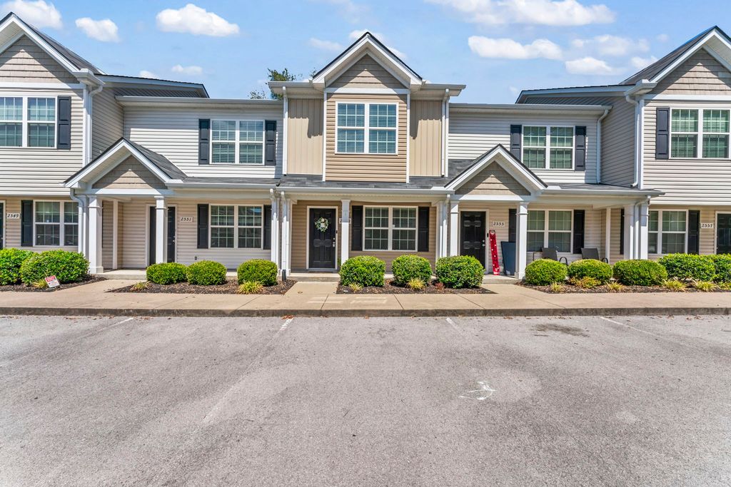 2553 Jackalope St, Murfreesboro, TN 37130