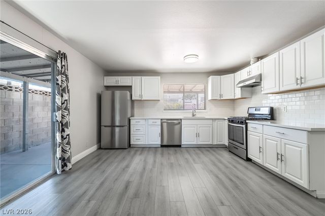 4531 Park View Drive, Las Vegas, NV 89104