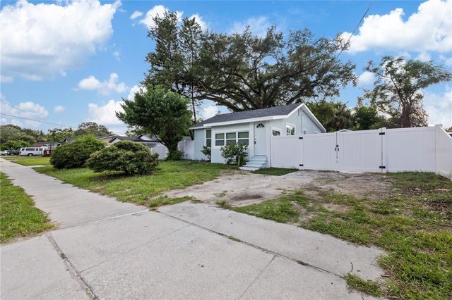 8714 N BLVD, Tampa, FL 33604