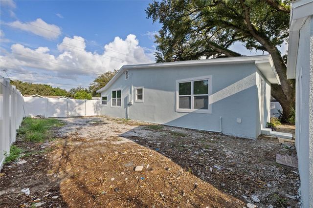 8714 N BLVD, Tampa, FL 33604