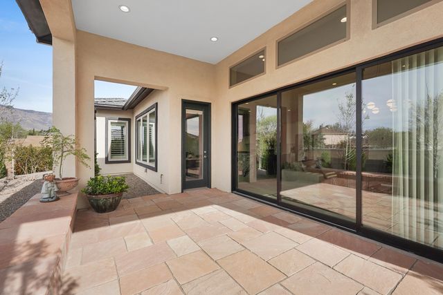 6719 Akademeia Loop NE, Albuquerque, NM 87111