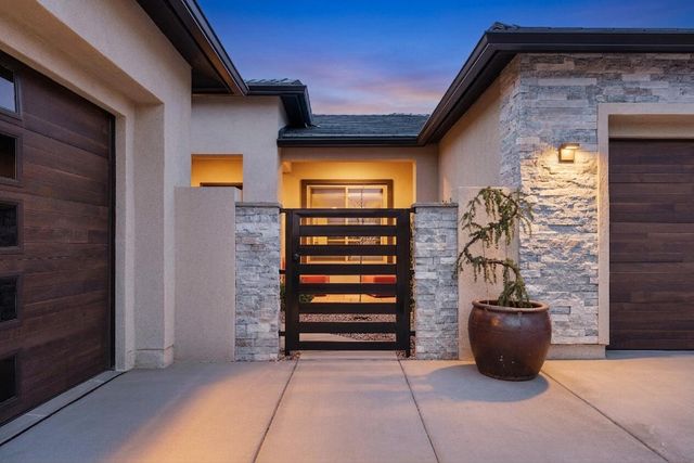 6719 Akademeia Loop NE, Albuquerque, NM 87111