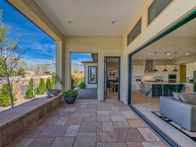 6719 Akademeia Loop NE, Albuquerque, NM 87111