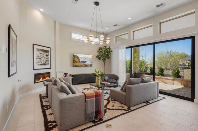 6719 Akademeia Loop NE, Albuquerque, NM 87111