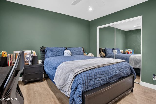 15553 Cobalt Street, Sylmar, CA 91342