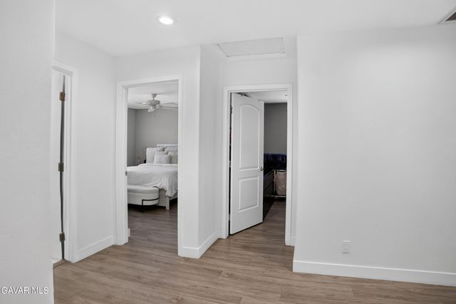 15553 Cobalt Street, Sylmar, CA 91342