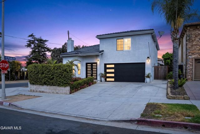 15553 Cobalt Street, Sylmar, CA 91342