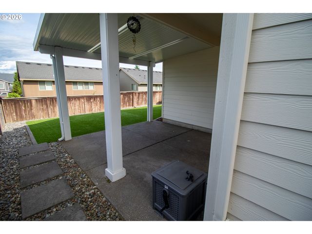 506 N 39TH Pl, Ridgefield, WA 98642