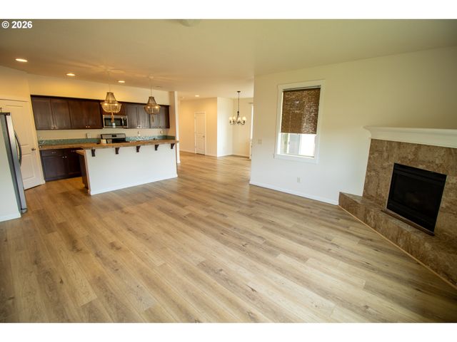 506 N 39TH Pl, Ridgefield, WA 98642
