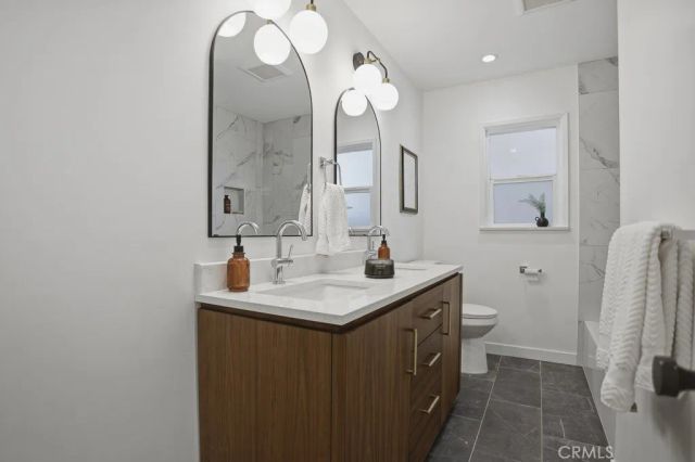 21045 Blythe Street, Canoga Park, CA 91304